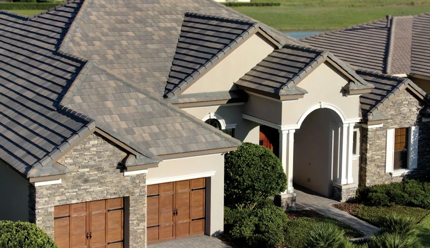 Concrete tile roof in Florida